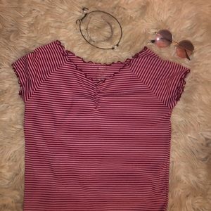 Off the shoulder Arizona tee